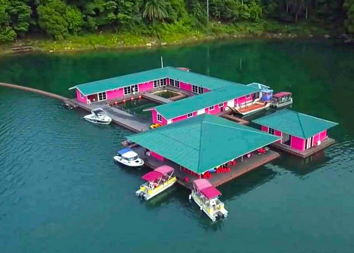 Kenyir-Eco-Resort-Floating-Accomodation